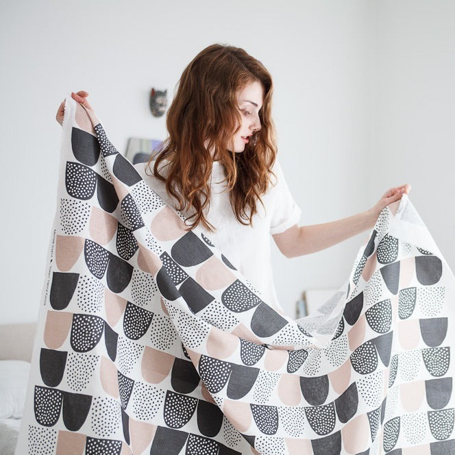 Sokeri Pink Linen Fabric