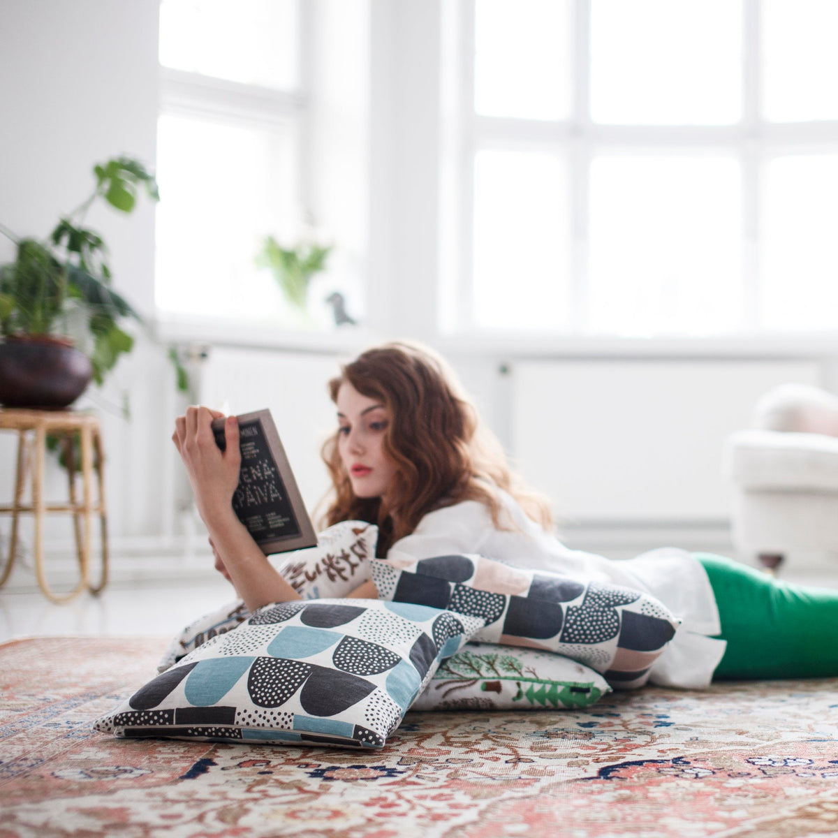 Sokeri Pink Cushion Cover