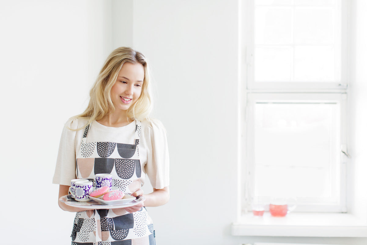 Sokeri Pink Apron